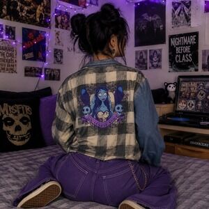 Corpse Bride Split Flannel Chambray Cropped Shirt Womens Small Tim Burton‎ Blue